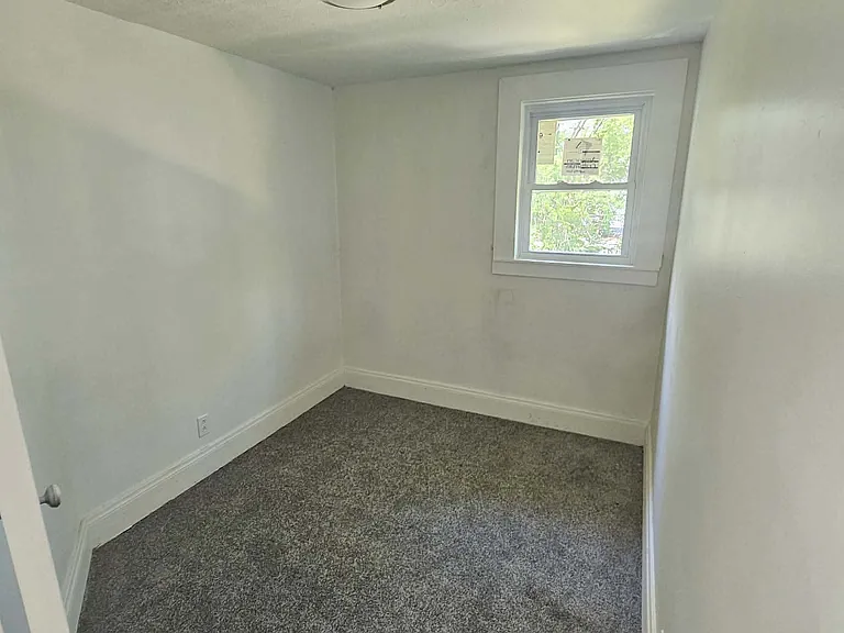 11205 Glenboro Dr — Photo 11