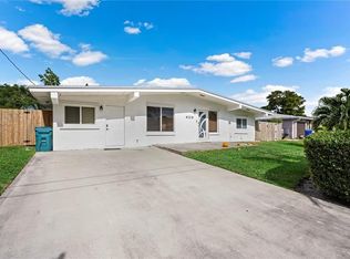 6129 Hogan Creek Rd, Margate, FL 33063