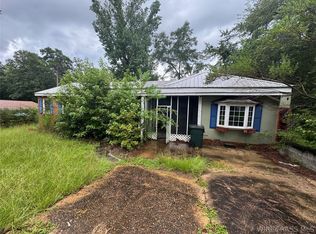 170 Hall Dr, Ozark, AL 36360