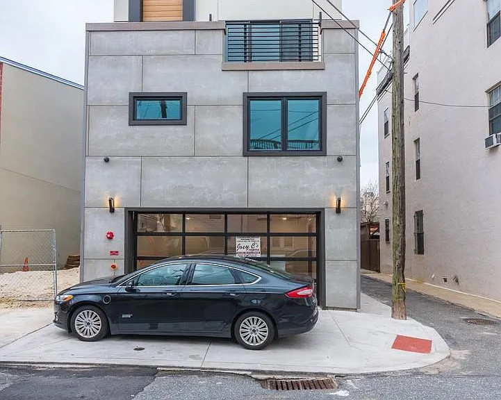 114 Richmond St #2RE — Photo 34