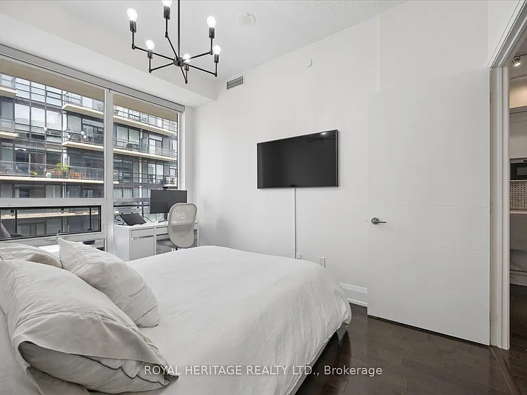 460 Adelaide St E #Penthouse 122 — Photo 22