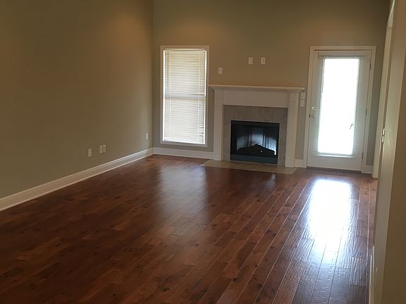 3rd image of 3737 Old Barn Ln