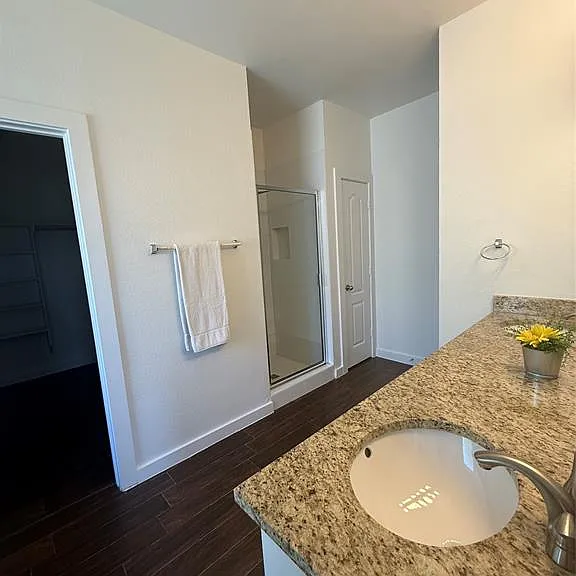 310 Millstone Dr — Photo 8