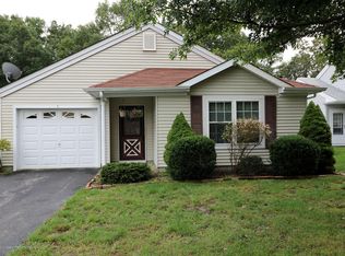 7 Dove Tree Ct, Barnegat, NJ 08005