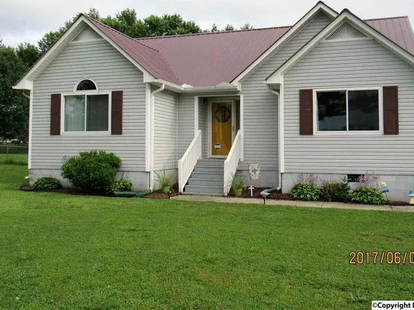 485 Mayberry Ln, Arab, AL 35016