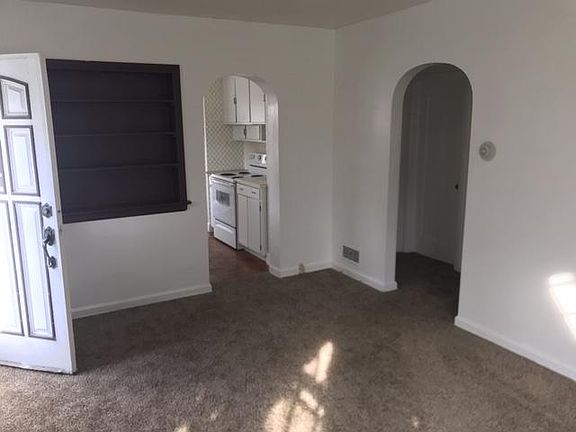 2nd image of 1150 Sage Ave