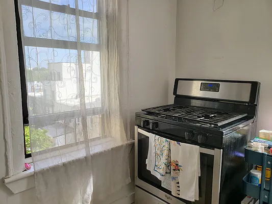 Rented by Signature Property Realty | media 41