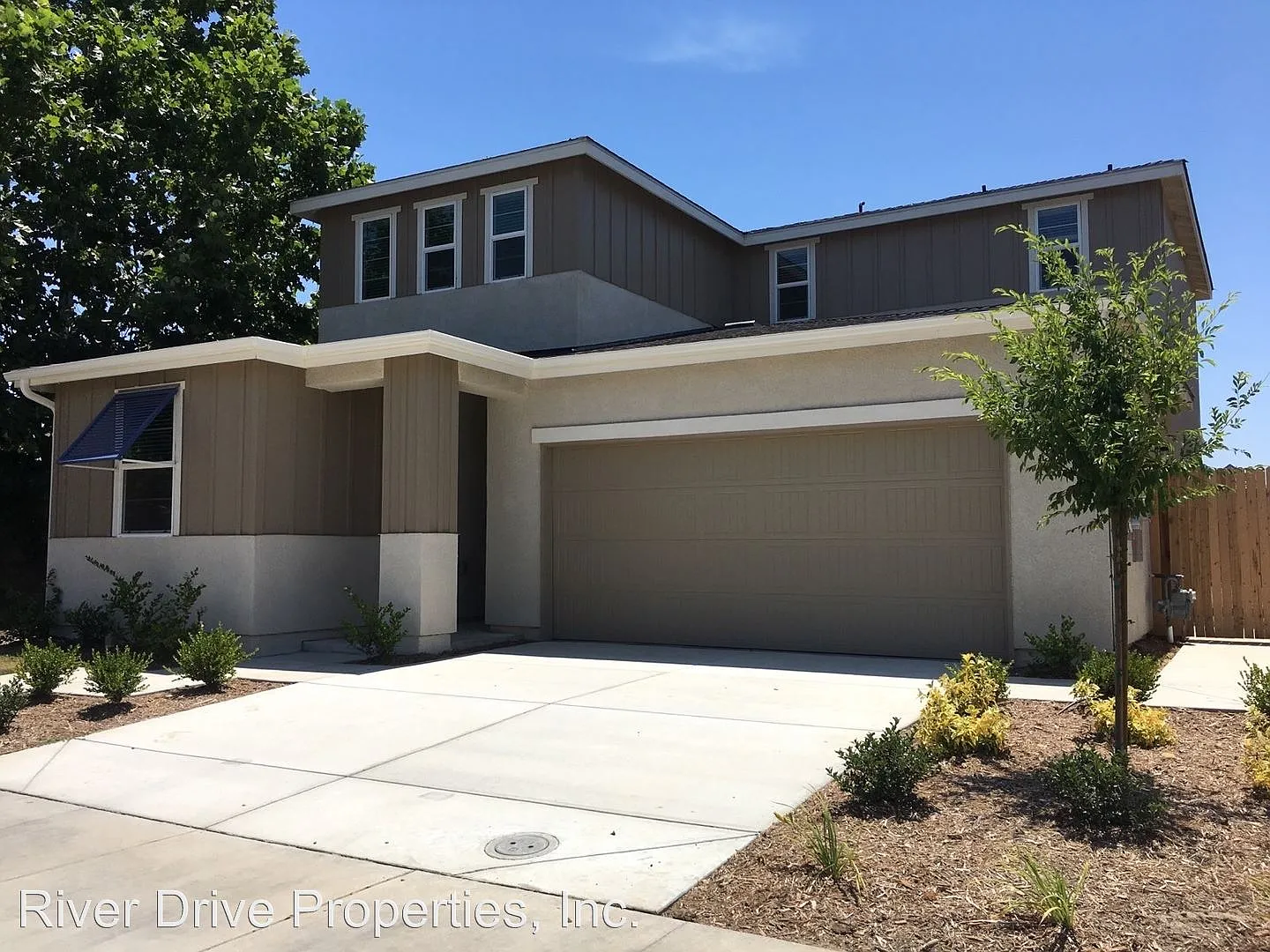2396 Urdaneta Way photo 1