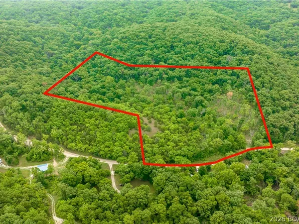 780 Wolf Pen Holw, Camdenton, MO 65020