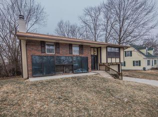 1711 Cliff Dr, Columbia, MO 65201