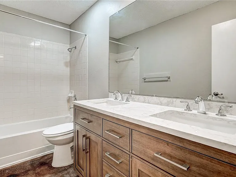 6009 Avery Island Ave — Photo 25