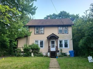 33 Brunswick Ave, Metuchen, NJ 08840