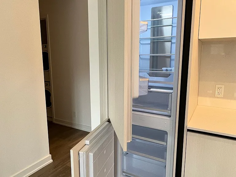 108 Peter St #622 — Photo 4