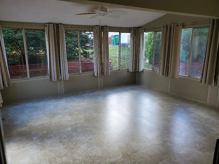 510 Kamran Dr NW — Photo 20