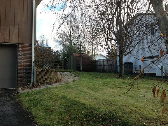 2nd image of 100 Herbert Dr
