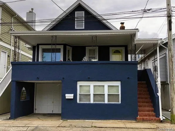 63 Mohawk Ave, Long Beach, NY 11561