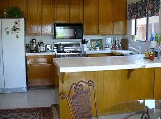1911 Acorn Gln, Escondido, CA 92027