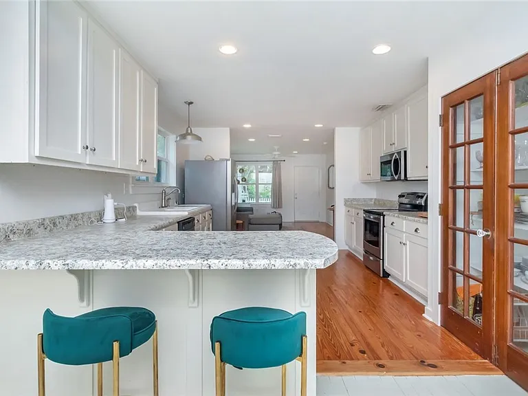 958 Pinemont Dr — Photo 12