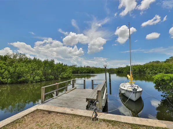 2900 45th St S APT 26, Gulfport, FL 33711