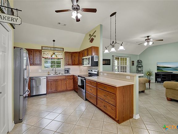 3rd image of 175 Creekwood Dr