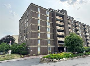 301 S Home Ave #206, Pittsburgh, PA 15202