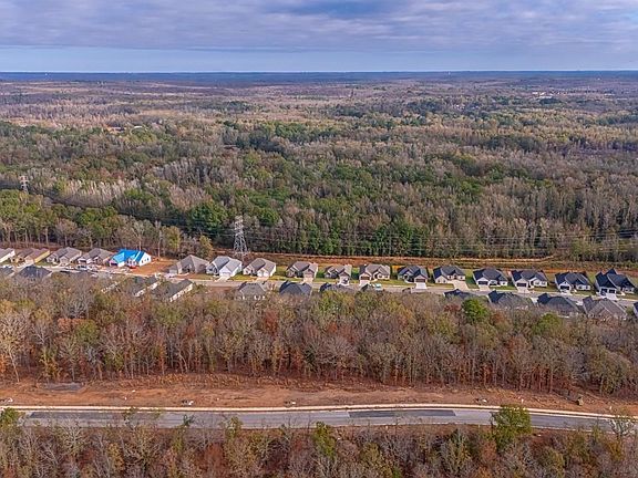 2nd image of 1046 Fern Ridge Rd