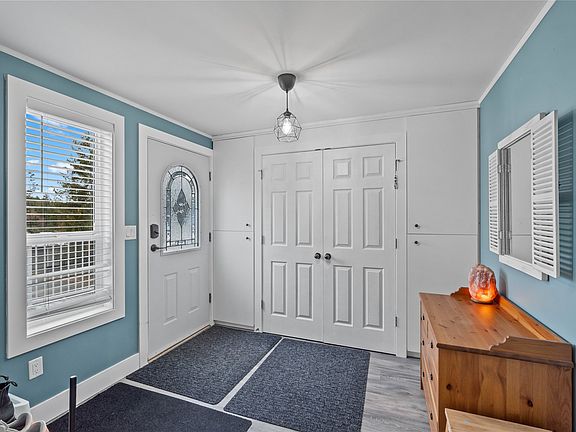 2nd image of 1555 Howe Rd #62