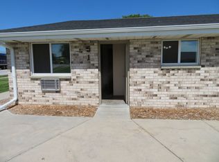 638 W State St APT 1, Hartford, WI 53027