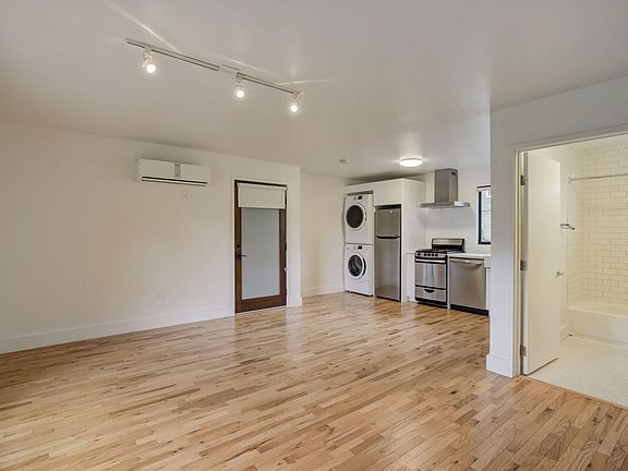 3rd image of 5525 Media Dr #6