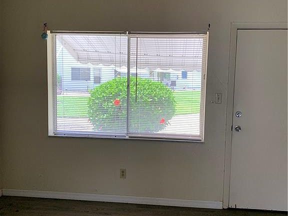 3rd image of 357 Joel Blvd APT 119