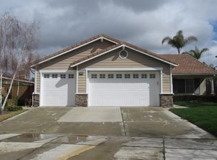 1375 Wigeon Dr, Corona, CA 92882