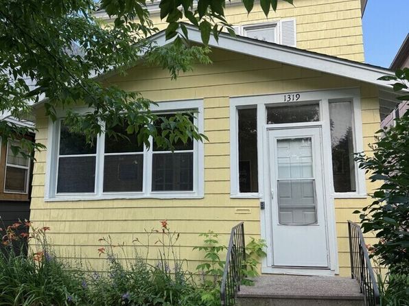 1319 Baxter Ave