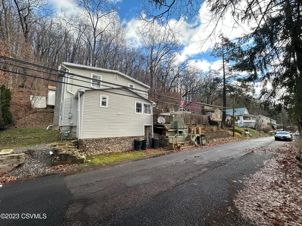 207 Summit Ave, Bloomsburg, PA 17815