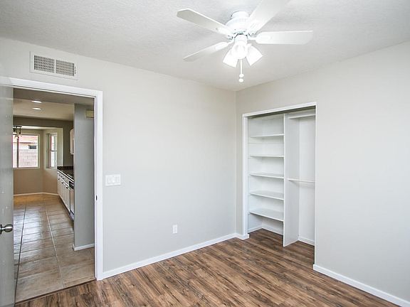 5th image of 8813 W Cinnabar Ave