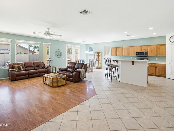 4th image of 12847 N 149TH Drive