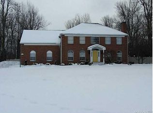 5907 Old Lake Shore Rd, Lake View, NY 14085