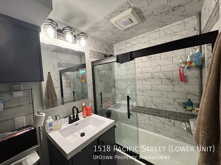 1518 Pacific St — Photo 8