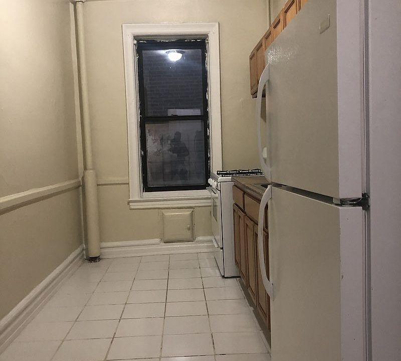 1st image of 78 Hawthorne St APT 4C