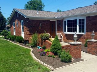 606 W Aberdeen Dr, Trenton, OH 45067