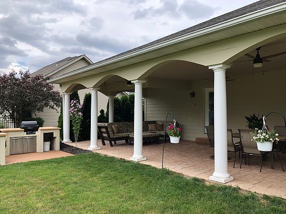 5th image of 4351 Meadowlands Dr