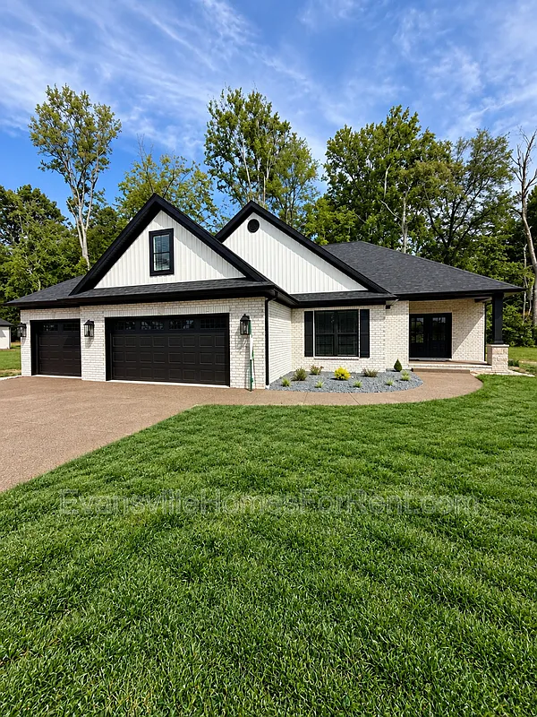 3 bed, 2.5 bath, $3,650 — Photo 1