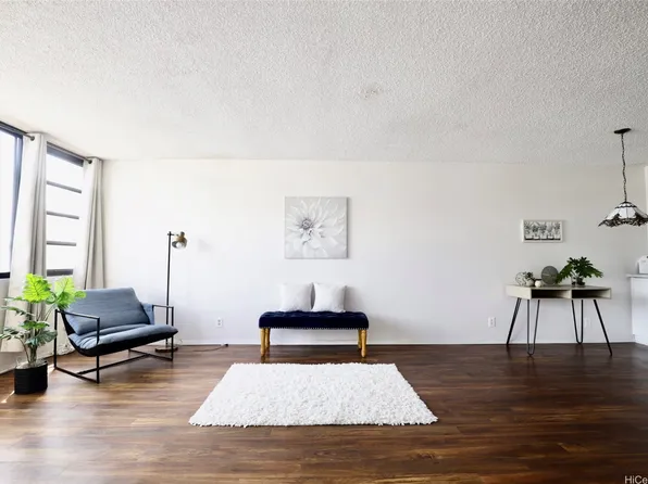 750 Kaheka St APT 404, Honolulu, HI 96814