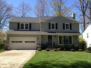 1124 Ford Rd, Lyndhurst, OH 44124