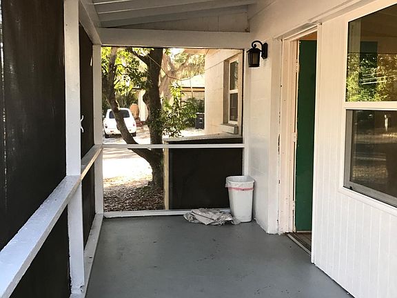 4th image of 919 Magnolia Dr