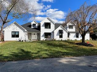 364 Hemlock Ln, Nazareth, PA 18064