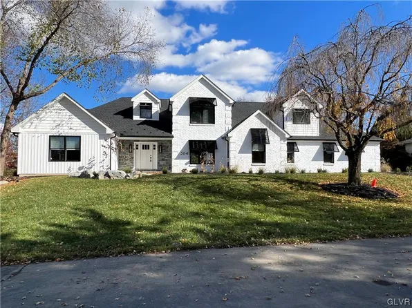 364 Hemlock Ln, Nazareth, PA 18064
