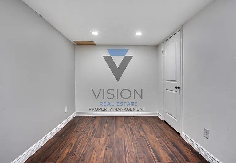 8766 S 4870 W — Photo 13