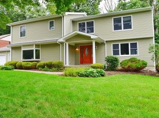 18 Beeman Pl, Succasunna, NJ 07876