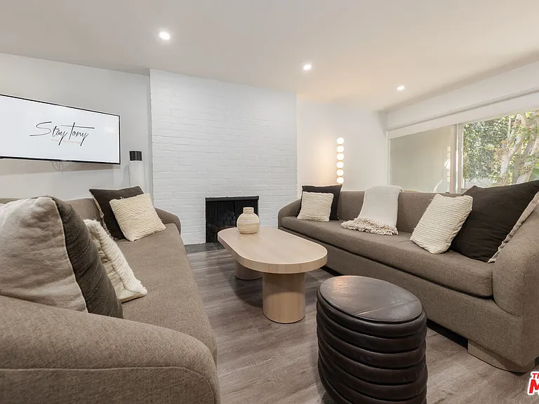 8917 Cynthia St #1 — Photo 4