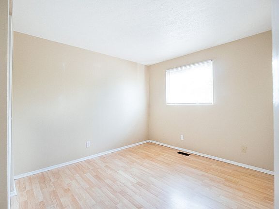 4th image of 10893 Birchridge Dr #10907
